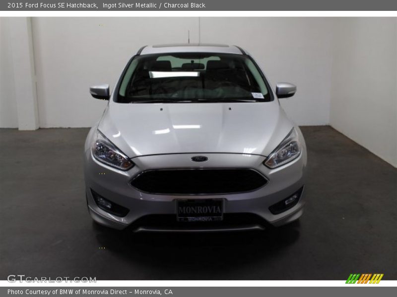 Ingot Silver Metallic / Charcoal Black 2015 Ford Focus SE Hatchback