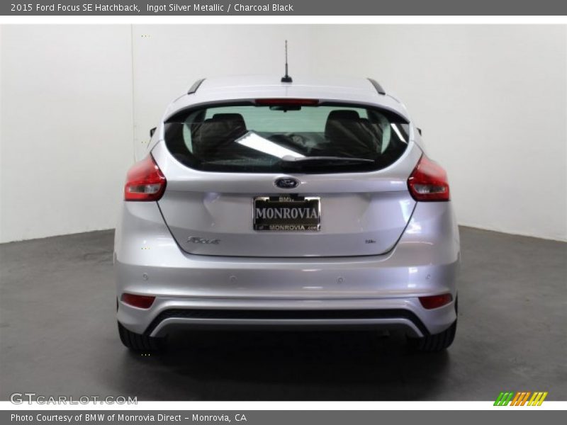 Ingot Silver Metallic / Charcoal Black 2015 Ford Focus SE Hatchback