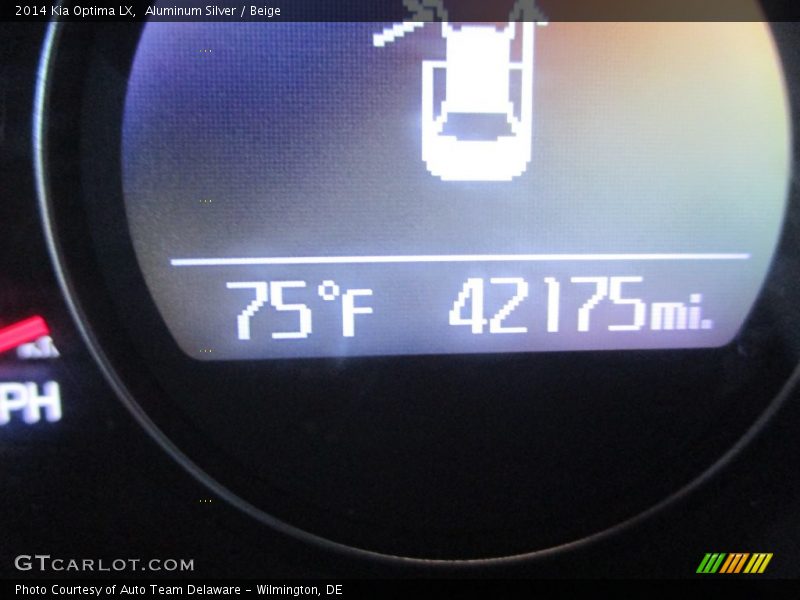 Aluminum Silver / Beige 2014 Kia Optima LX