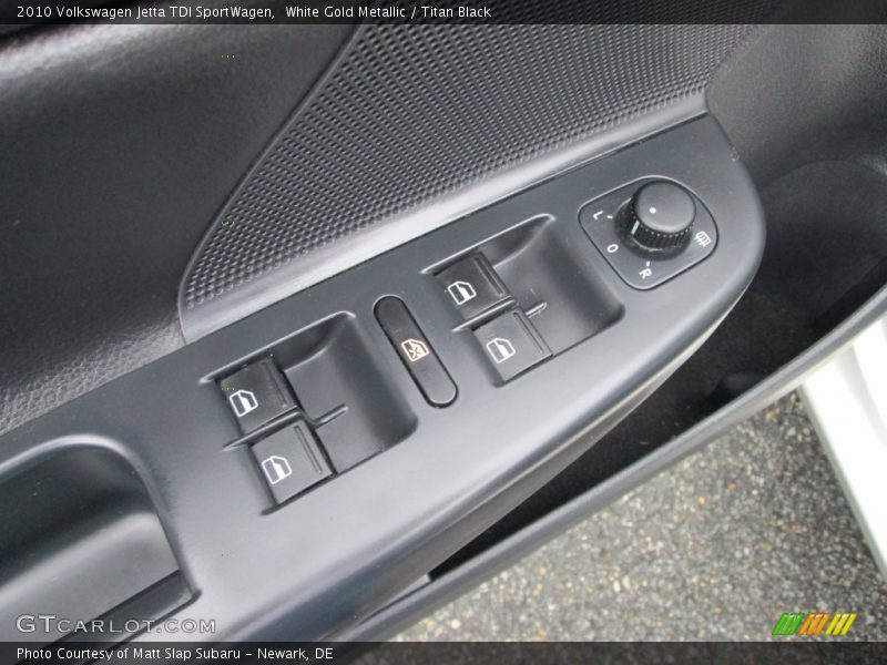White Gold Metallic / Titan Black 2010 Volkswagen Jetta TDI SportWagen