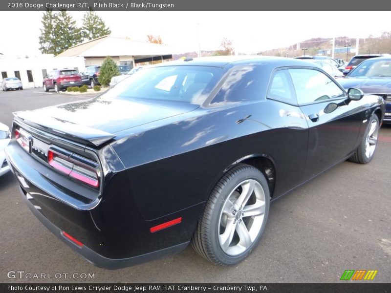 Pitch Black / Black/Tungsten 2016 Dodge Challenger R/T