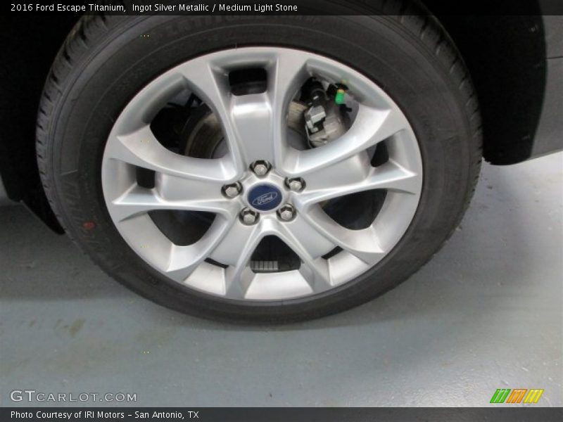 Ingot Silver Metallic / Medium Light Stone 2016 Ford Escape Titanium