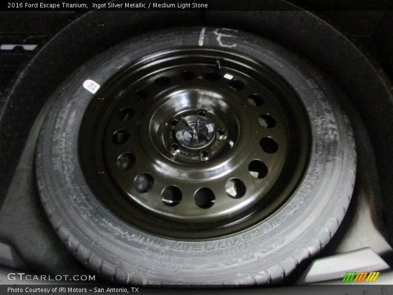 Ingot Silver Metallic / Medium Light Stone 2016 Ford Escape Titanium