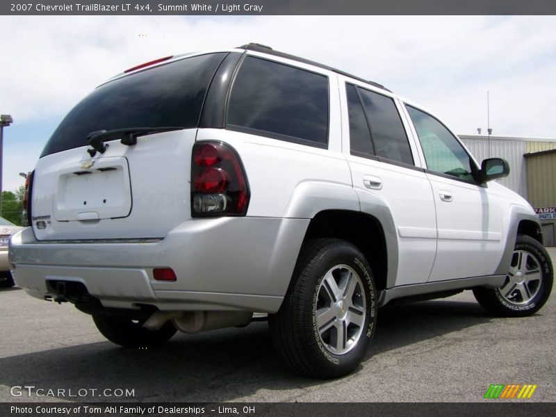Summit White / Light Gray 2007 Chevrolet TrailBlazer LT 4x4