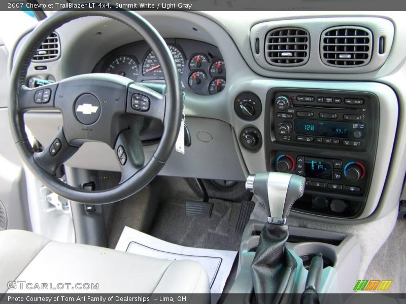 Summit White / Light Gray 2007 Chevrolet TrailBlazer LT 4x4
