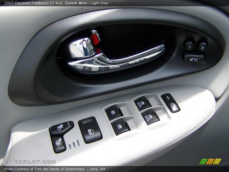 Summit White / Light Gray 2007 Chevrolet TrailBlazer LT 4x4