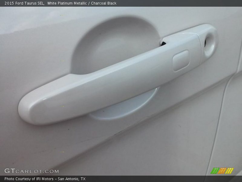 White Platinum Metallic / Charcoal Black 2015 Ford Taurus SEL