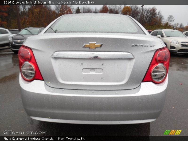 Silver Ice Metallic / Jet Black/Brick 2016 Chevrolet Sonic LT Sedan