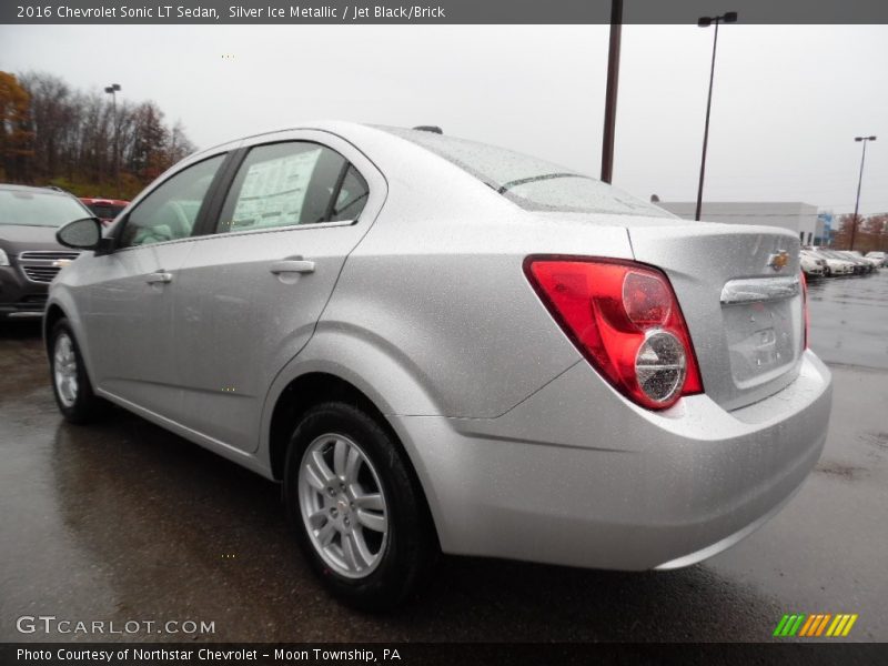 Silver Ice Metallic / Jet Black/Brick 2016 Chevrolet Sonic LT Sedan