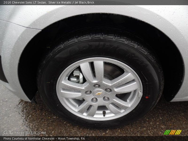 Silver Ice Metallic / Jet Black/Brick 2016 Chevrolet Sonic LT Sedan