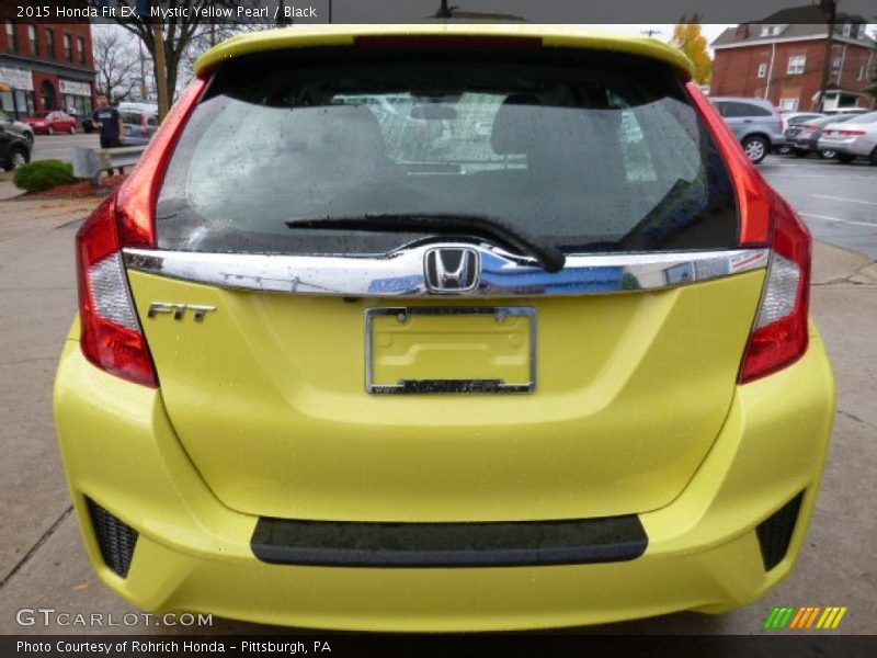 Mystic Yellow Pearl / Black 2015 Honda Fit EX