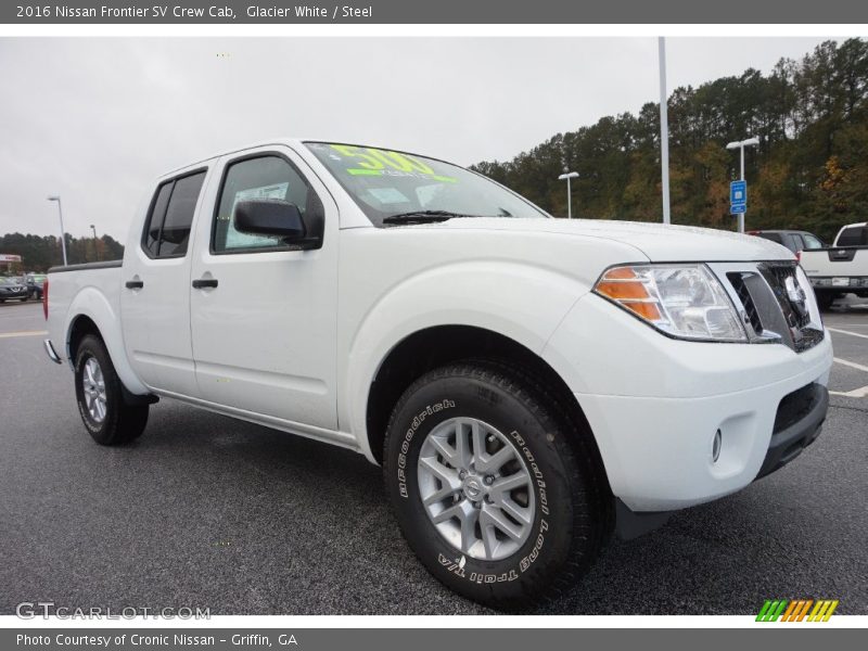 Glacier White / Steel 2016 Nissan Frontier SV Crew Cab