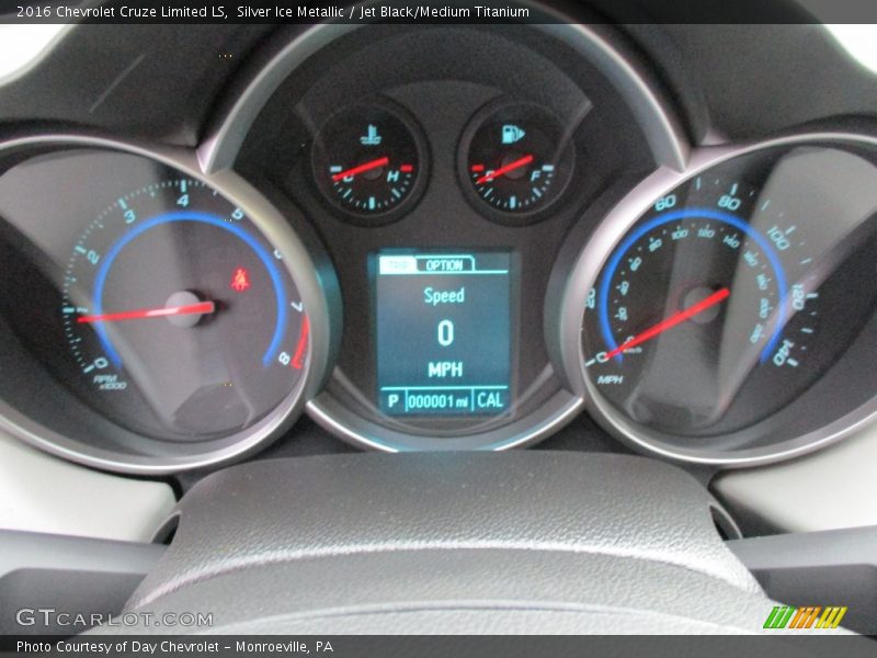 Silver Ice Metallic / Jet Black/Medium Titanium 2016 Chevrolet Cruze Limited LS