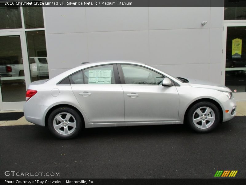 Silver Ice Metallic / Medium Titanium 2016 Chevrolet Cruze Limited LT