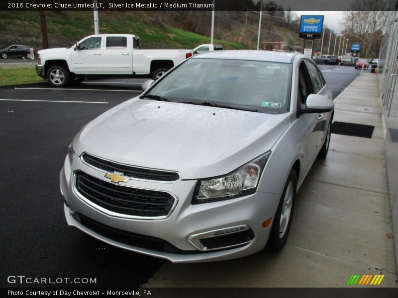 Silver Ice Metallic / Medium Titanium 2016 Chevrolet Cruze Limited LT