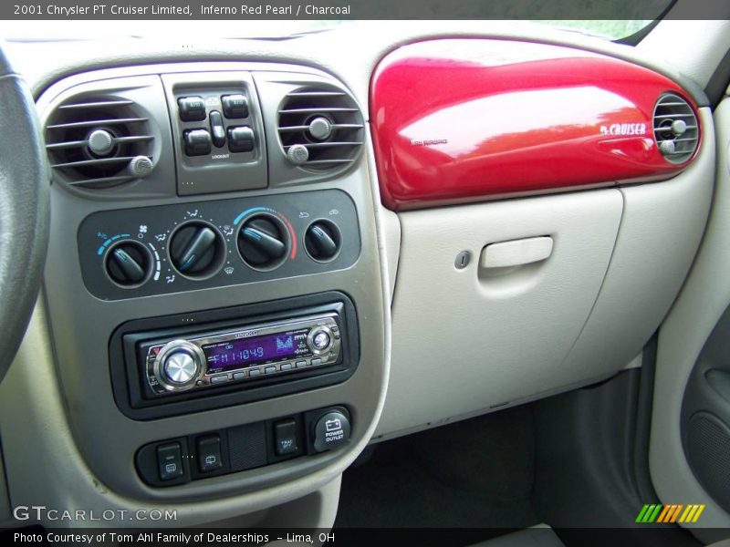 Inferno Red Pearl / Charcoal 2001 Chrysler PT Cruiser Limited