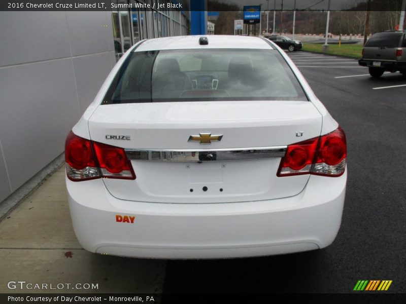 Summit White / Jet Black 2016 Chevrolet Cruze Limited LT