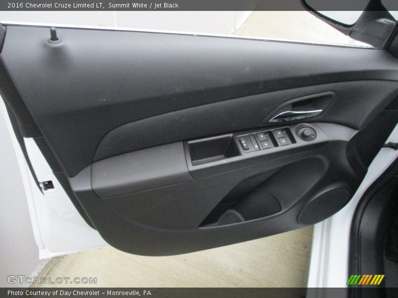 Summit White / Jet Black 2016 Chevrolet Cruze Limited LT