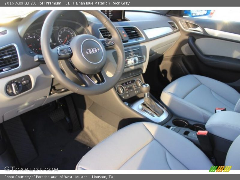  2016 Q3 2.0 TSFI Premium Plus Rock Gray Interior