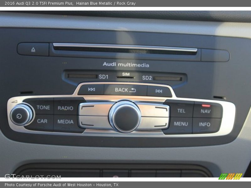 Hainan Blue Metallic / Rock Gray 2016 Audi Q3 2.0 TSFI Premium Plus