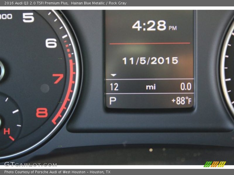 Hainan Blue Metallic / Rock Gray 2016 Audi Q3 2.0 TSFI Premium Plus