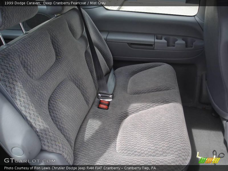 Deep Cranberry Pearlcoat / Mist Gray 1999 Dodge Caravan