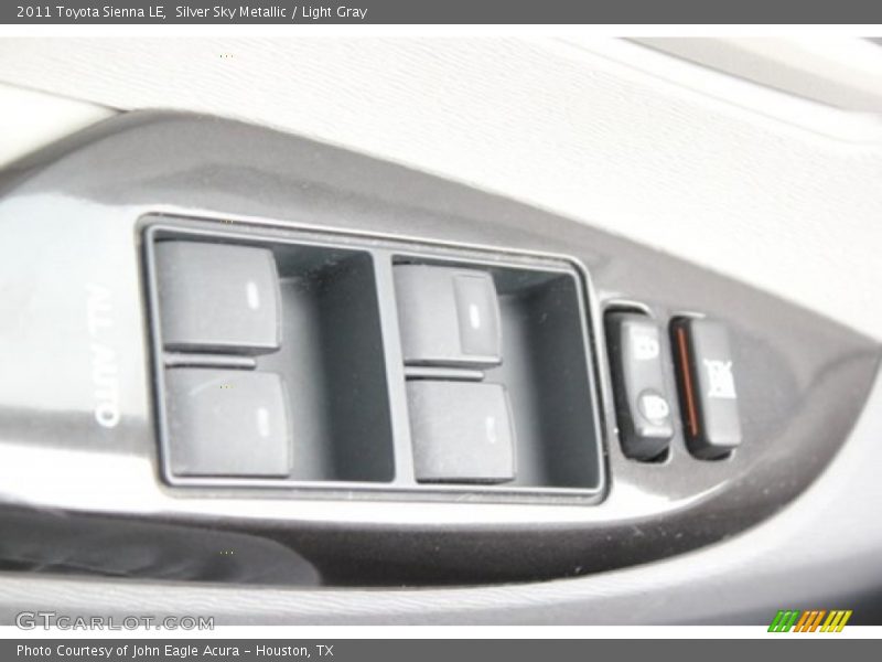 Silver Sky Metallic / Light Gray 2011 Toyota Sienna LE