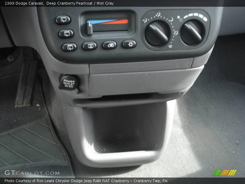 Deep Cranberry Pearlcoat / Mist Gray 1999 Dodge Caravan