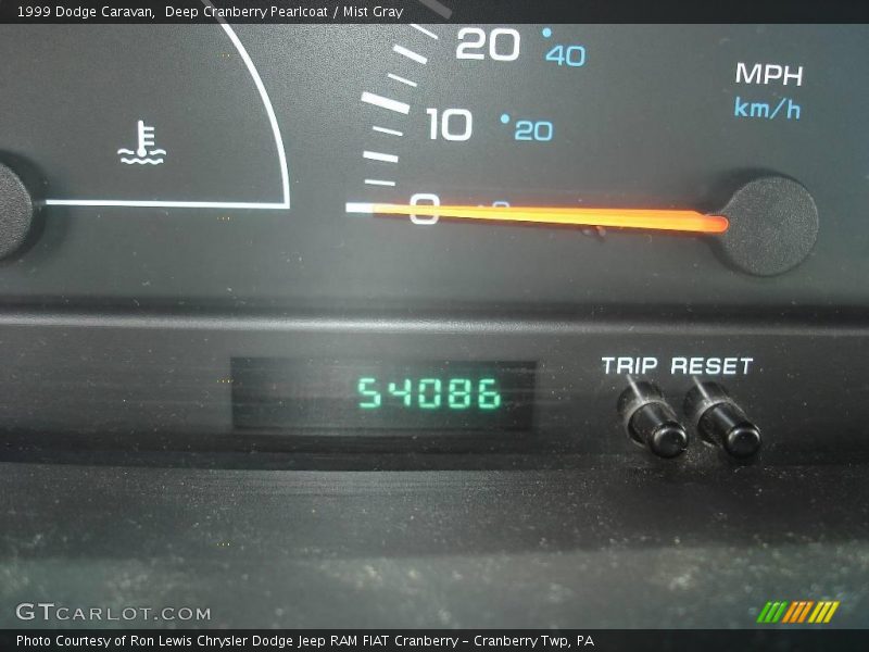 Deep Cranberry Pearlcoat / Mist Gray 1999 Dodge Caravan