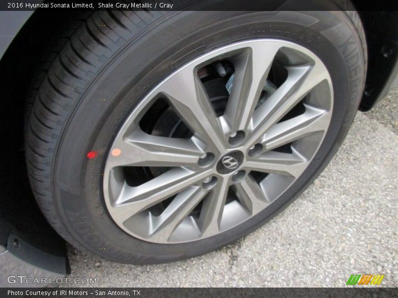Shale Gray Metallic / Gray 2016 Hyundai Sonata Limited