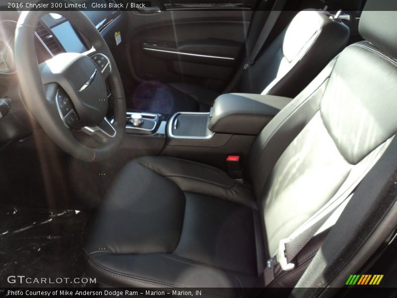 Gloss Black / Black 2016 Chrysler 300 Limited