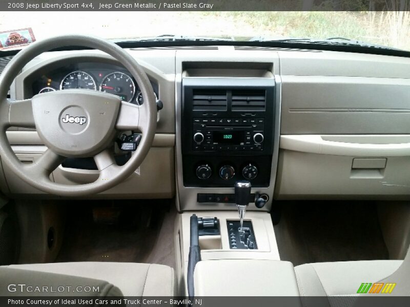 Jeep Green Metallic / Pastel Slate Gray 2008 Jeep Liberty Sport 4x4