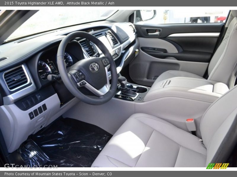 Attitude Black Metallic / Ash 2015 Toyota Highlander XLE AWD