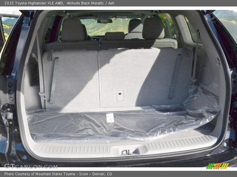 Attitude Black Metallic / Ash 2015 Toyota Highlander XLE AWD