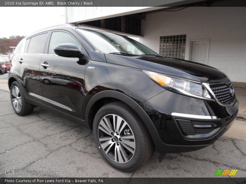 Front 3/4 View of 2016 Sportage EX AWD