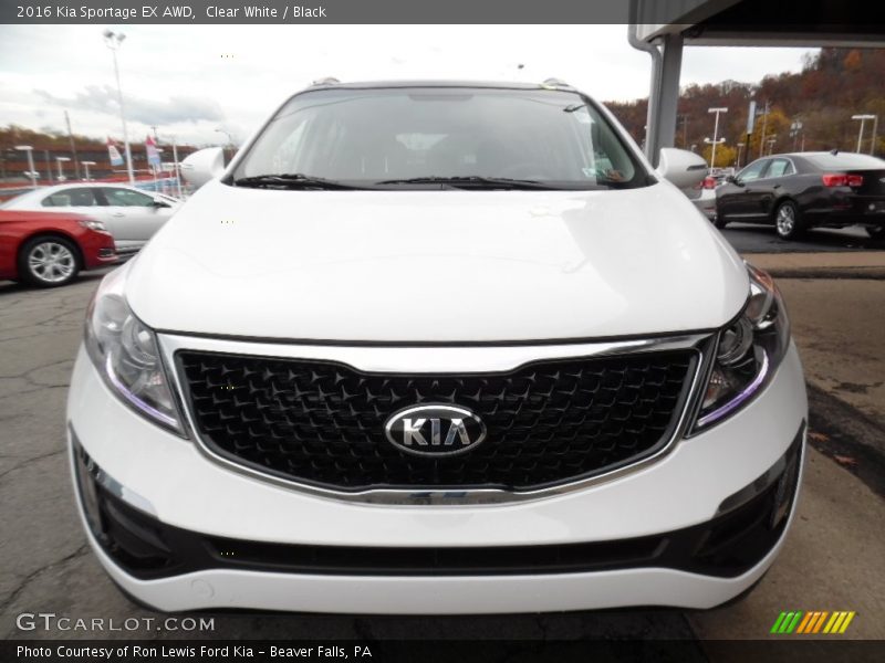 Clear White / Black 2016 Kia Sportage EX AWD