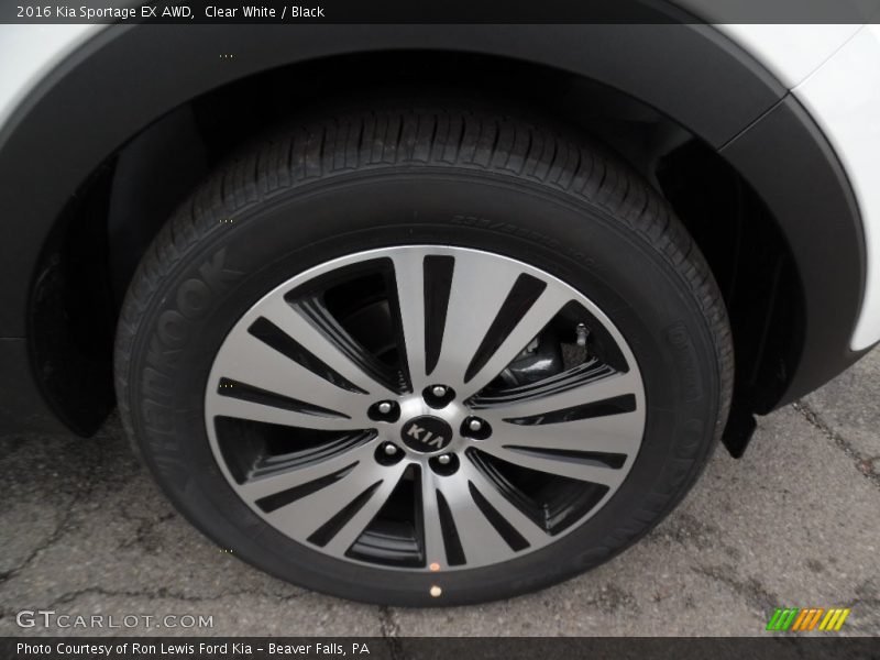 Clear White / Black 2016 Kia Sportage EX AWD