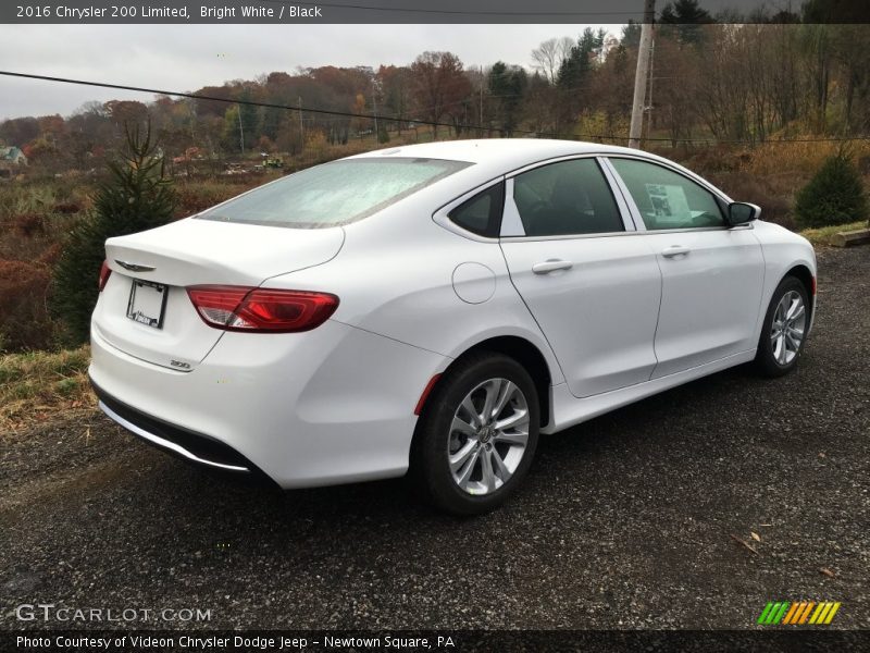 Bright White / Black 2016 Chrysler 200 Limited