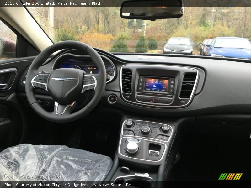 Velvet Red Pearl / Black 2016 Chrysler 200 Limited