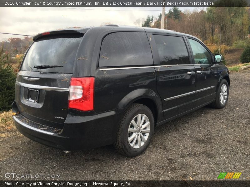 Brilliant Black Crystal Pearl / Dark Frost Beige/Medium Frost Beige 2016 Chrysler Town & Country Limited Platinum