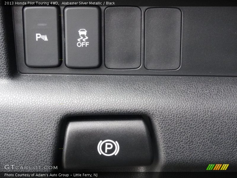 Alabaster Silver Metallic / Black 2013 Honda Pilot Touring 4WD