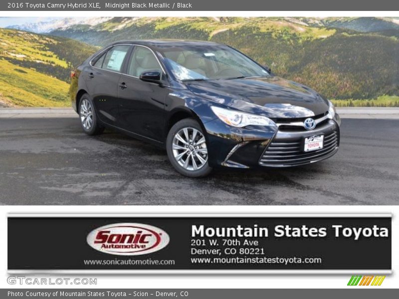 Midnight Black Metallic / Black 2016 Toyota Camry Hybrid XLE