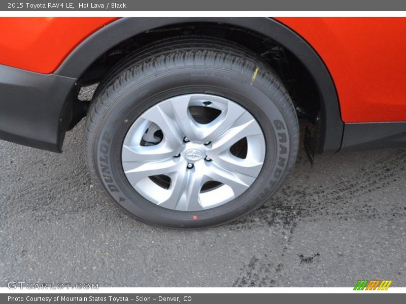 Hot Lava / Black 2015 Toyota RAV4 LE