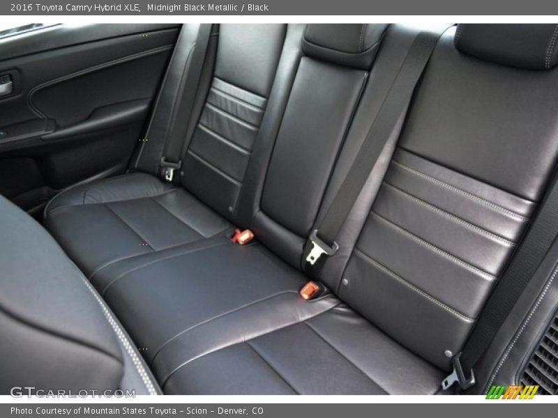 Midnight Black Metallic / Black 2016 Toyota Camry Hybrid XLE