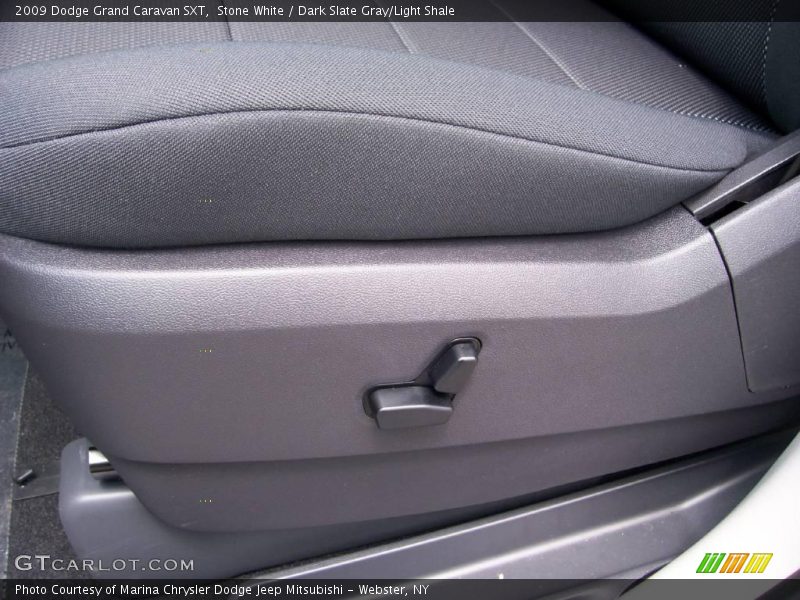 Stone White / Dark Slate Gray/Light Shale 2009 Dodge Grand Caravan SXT