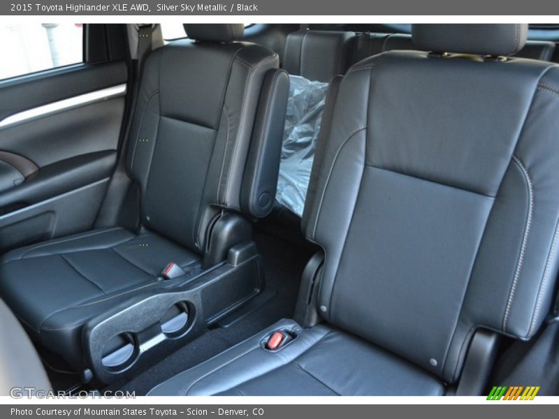 Silver Sky Metallic / Black 2015 Toyota Highlander XLE AWD