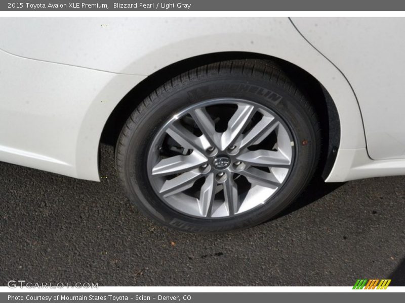 Blizzard Pearl / Light Gray 2015 Toyota Avalon XLE Premium