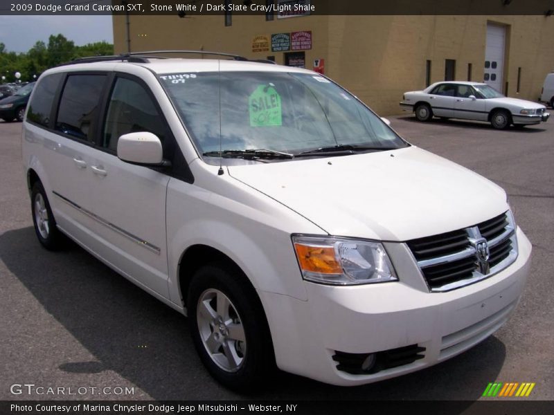 Stone White / Dark Slate Gray/Light Shale 2009 Dodge Grand Caravan SXT