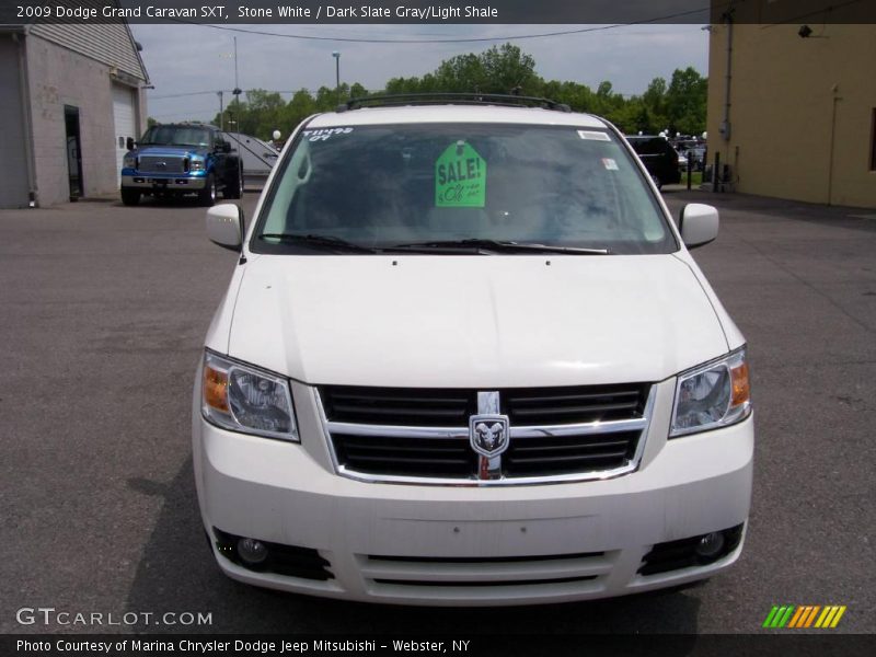 Stone White / Dark Slate Gray/Light Shale 2009 Dodge Grand Caravan SXT
