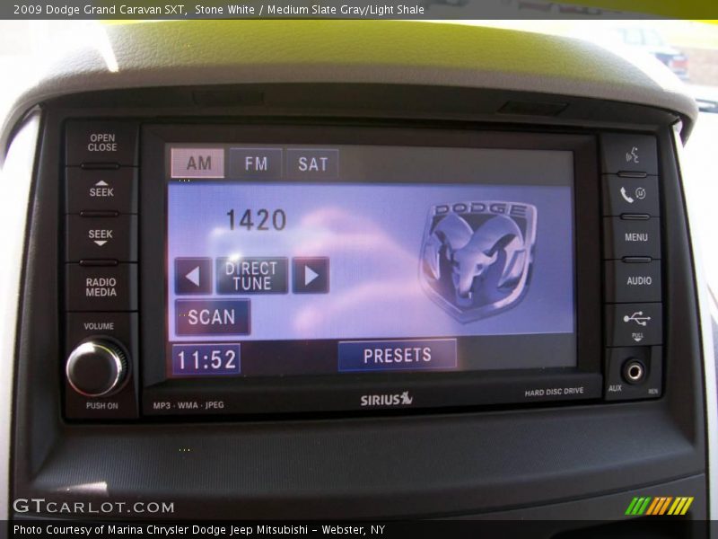 Stone White / Medium Slate Gray/Light Shale 2009 Dodge Grand Caravan SXT